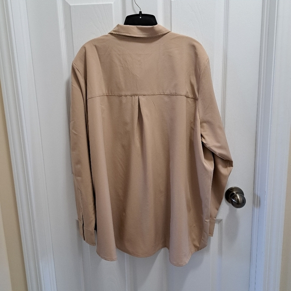 Modern Ambition Blouse Tan Travel Shirt Womens Size XXL NWOT Long Sleeved - Picture 6 of 11